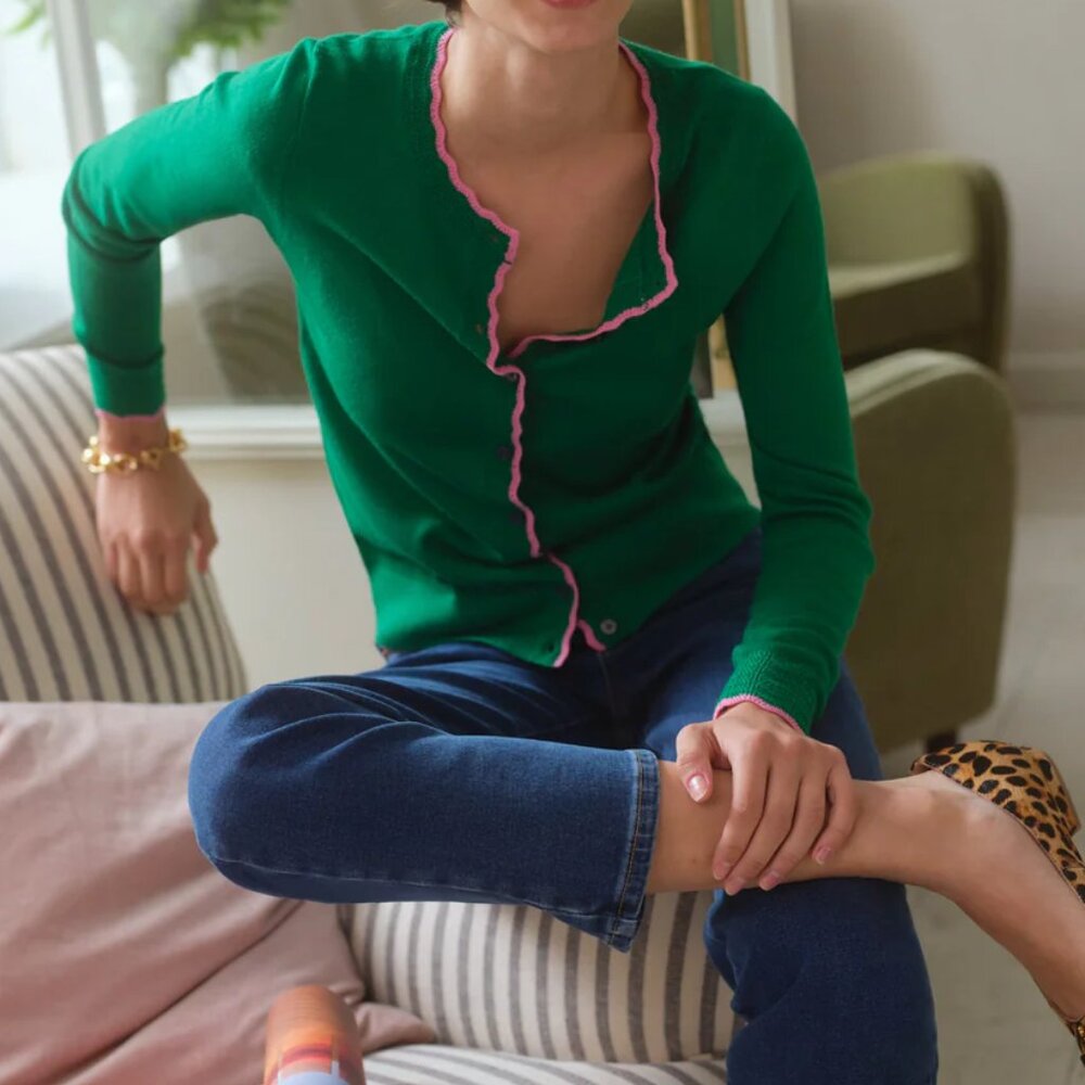 NWT Kelly Green Cardigan Knit Sweater with Pink Scallop Trim Button Down